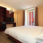 Elvezia 3*