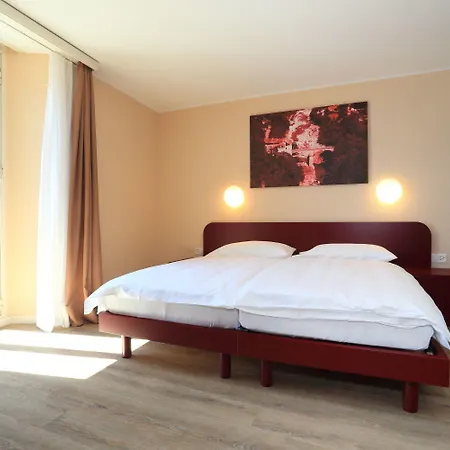 Hotel Elvezia 3*