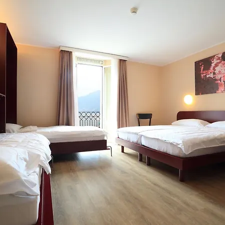Elvezia فندق أسكونا